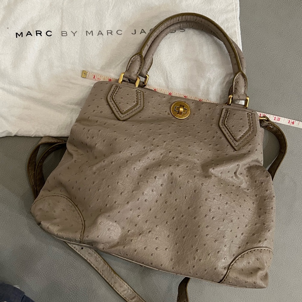 Marc Jacobs ostrich grey purse